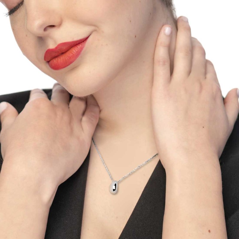 collana-con-centrale-a-forma-di-goccia (4)